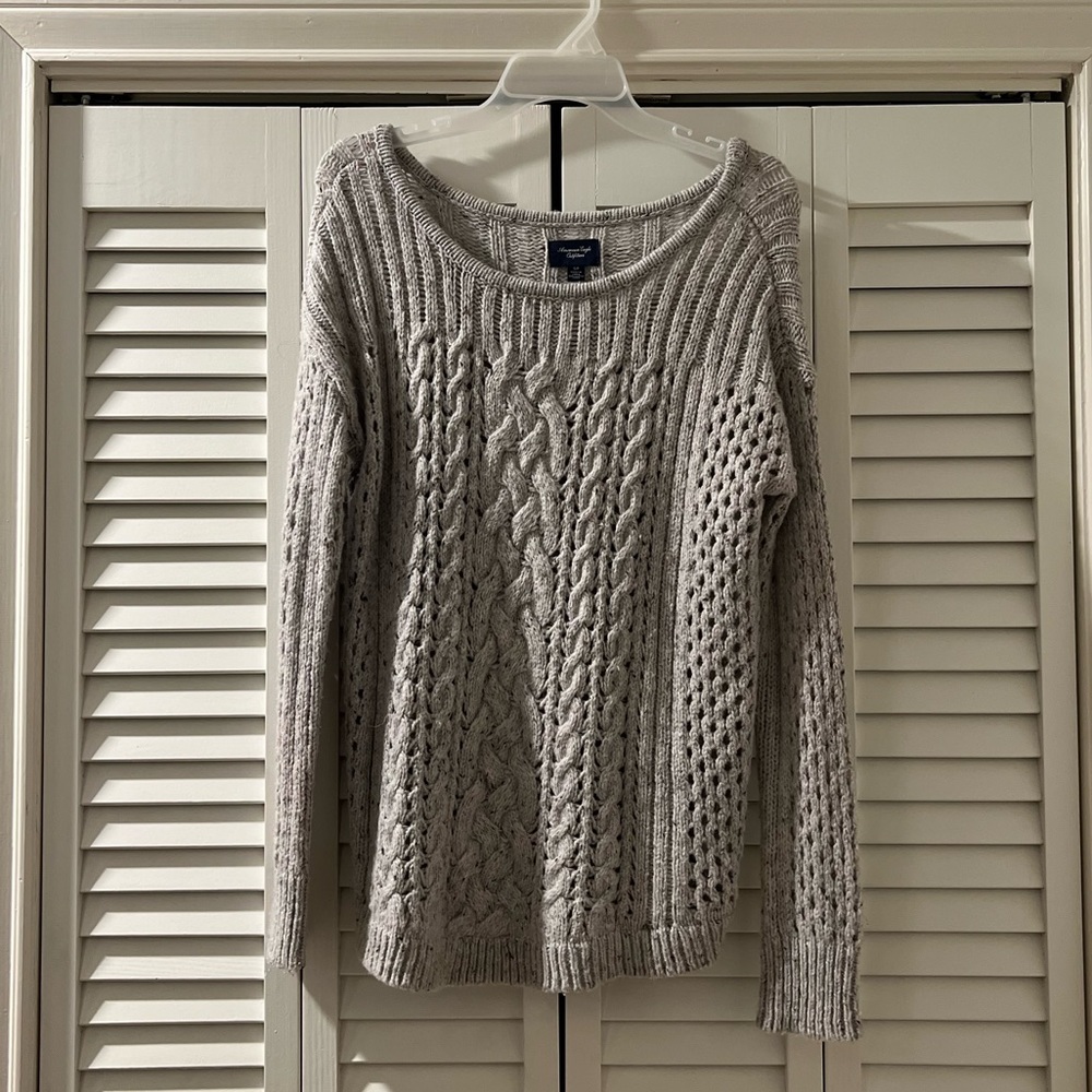 American Eagle sweater